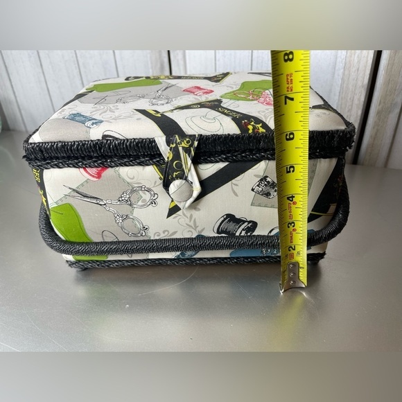 Vintage Style Style Singer Black Sewing Machine Fabric Padded Basket Box - Picture 7 of 10